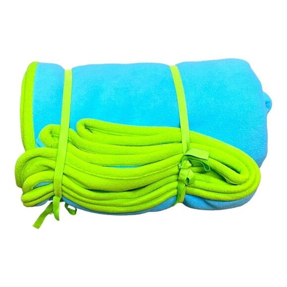 Disney Store Exclusive Lilo Stitch & Snowman Fleece Blanket 60"x50" NEW Gift - Picture 7 of 10